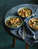 Vegetarian red curry with black cabbage and deep-fried tofu (low carb)