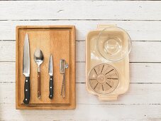 Kitchen utensils for the preparation of a gratin