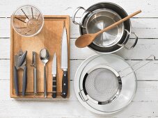 Utensils for preparing vegetable pot