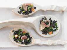 Spotted beluga lentils with Black Forest ham