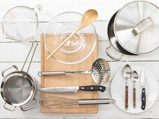 Kitchen utensils for making Königsberger Klopse (meatballs in white sauce with capers)