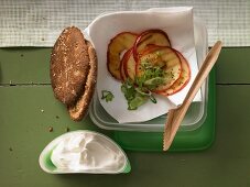 Rye bread with horseradish quark and apple slices