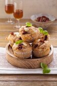 Mozzarella muffins with dried tomatoes