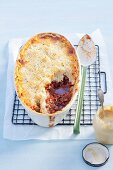 Cottage pie with minced beef and mashed potatoes (England)