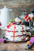 Pavlova cake with berries