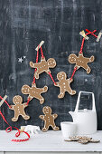 DIY garland of gingerbread men