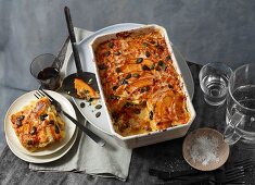 Kürbislasagne, angeschnitten