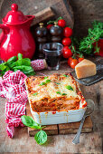 Lasagna with chicken and tomato sauce
