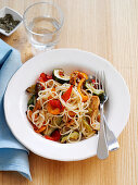 Linguine with pork, peppers and zucchini
