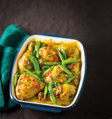 Baked chicken with turmeric and coconut