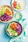 Poke Bowl mit Lachs (Fischsalat, Hawaii)