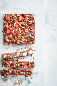 Pistachio and pomegranate rocky road slab