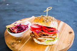 Pork sandwich with pickled vegetables