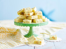 Weisser Macadamia Fudge