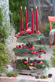 Etagere decorated as Advent wreath