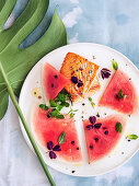 Lachs und Wassermelonen-Carpaccio