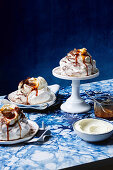 Tiramisu pavlovas