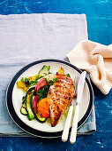 Chargrilled chicken breast with romesco sauce (Low carb)