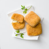 Mozzarella in carrozza al forno (Panierte Mozzarellabrote aus dem Ofen, Italien)