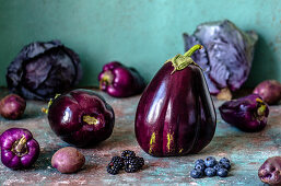 Violet fruits and vegetables