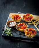 Tortilla pizza cups