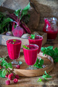 Beetroot and raspberry smoothies