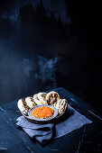 Räucherlachs-Creme mit Kartoffeln und Lachskaviar