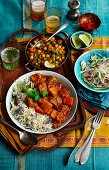 Schweinefleisch Vindaloo, Chana Saag und Mouli Salat (Indien)