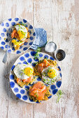 Crispy potato fritter with smoked salmon and fried egg