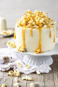 Popcorn cake with salted caramel sauce