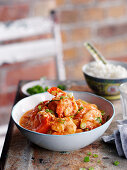 Giant prawns with tomatoes and egg (China)