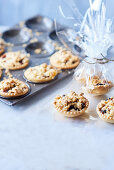 Custard and crumble mince pies