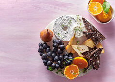 Winter cheeseboard with sesame-cocoa bark