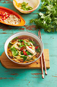 Fragrant chicken noodle soup