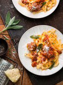 Tagliatelle with meatballs