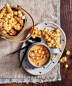 Salted caramel white chocolate wit caramel popcorn