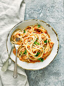 Spaghetti mit Gazpacho-Sauce