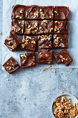 Schokoladen-Walnuss-Brownies mit Baileys aus der Mikrowelle