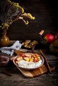 Rice pudding with caramel apples