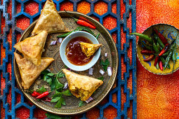 Vegetable samosas