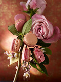 Macarons with roses and jasmine