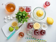 Classic iced tea and fruit iced tea with ingredients