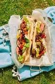 Sandwich mit Roastbeef zum Picknick