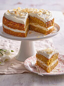 Carrot cake with coconut