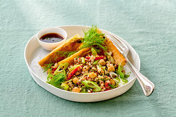 Fennel salad with quinoa and chickpeas