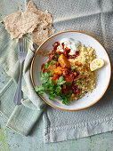 Wurzelgemüse-Tajine mit Kichererbsen und Couscous