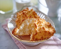 Coconut macaroons