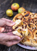 Cinnamon buns from the Dutch oven