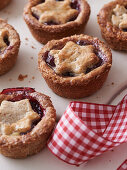 Linzer Törtchen mit Cranberries