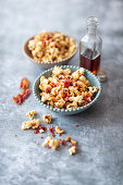 Popcorn mit Speck und Ahornsirup